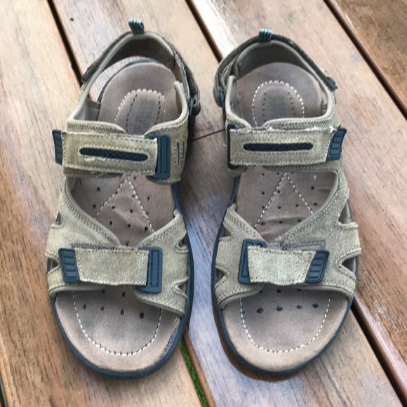 mossimo flip flops mens